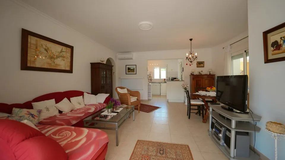 Wohnzimmer der Villa