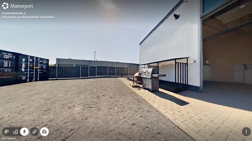 Rückwärtiger Hallenbereich 19